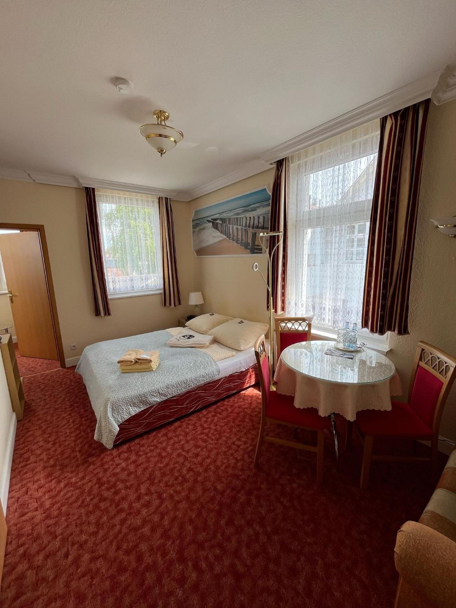 Pension Mittag Heringsdorf  Bagian luar foto